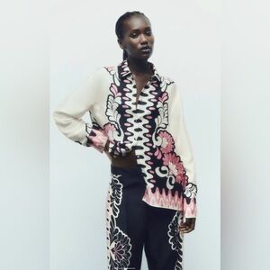 Zara Black and Pink Patterned Blouse